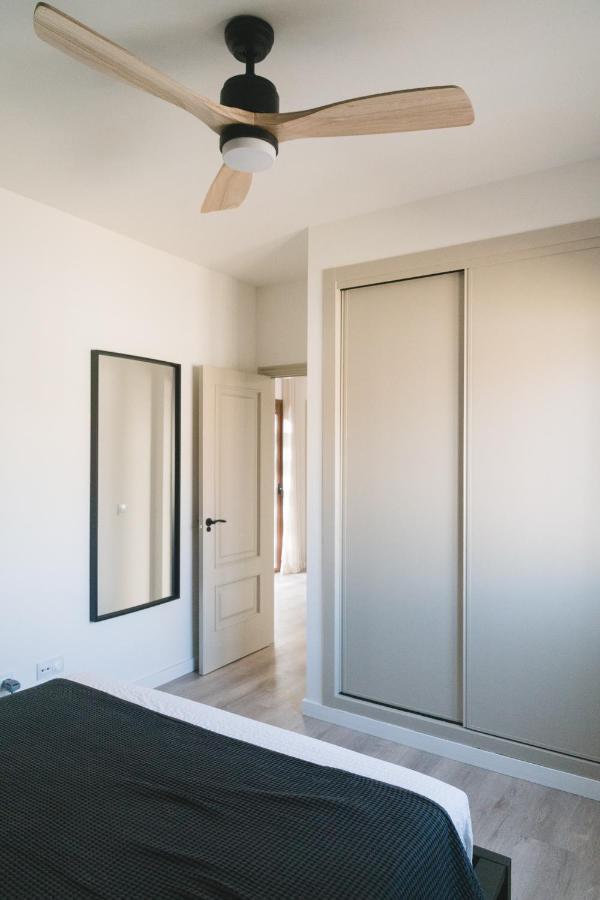 Moderne Villa Met Verwarmd Zwembad In 코라레호 외부 사진